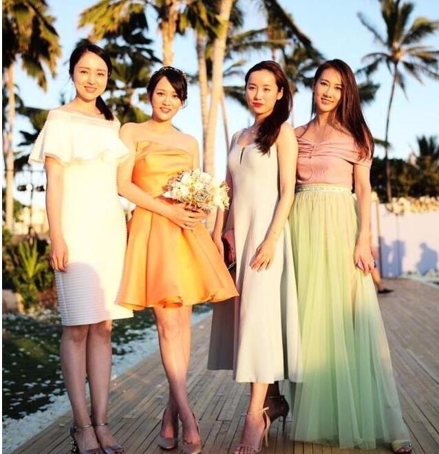 安以轩夏威夷大婚，婚纱被吐槽像猪大肠，没想到最后是她接了捧花