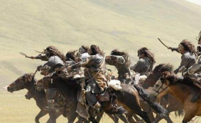 ​西夏铁鹞子跟蒙古骑兵哪个更厉害？