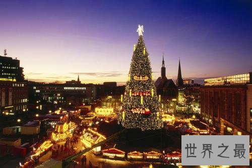 全球最美的十四大圣诞树，在绝美的艺术下度过平安夜