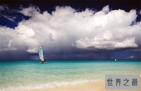 冬季必去十大海滩,卡莱尔沙滩绝对是你的首选!