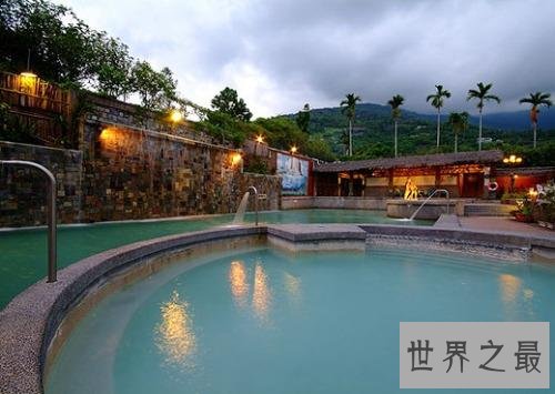 冬季泡温泉的十大好去处排行榜，不老不死温泉了解一下