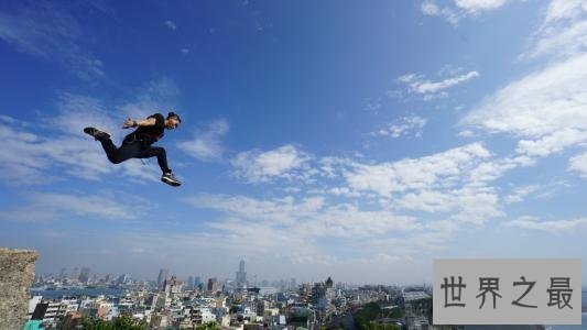 人类十大极限运动,这个真是不要命!