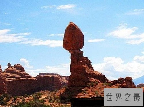 7个世界最神奇的石头,薯片岩成为探险神地!