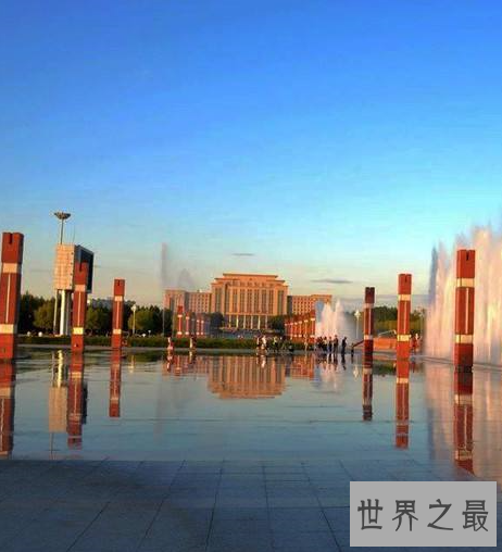 世界上最大的广场 ,世界上最大的广场是哪个?