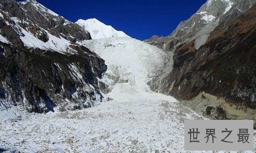 中国最大的冰瀑布,绝对气势磅礴得震撼人心!