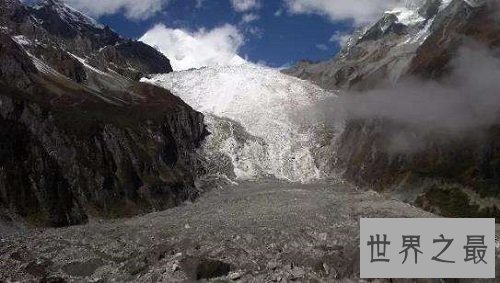 中国最大的冰瀑布,绝对气势磅礴得震撼人心!