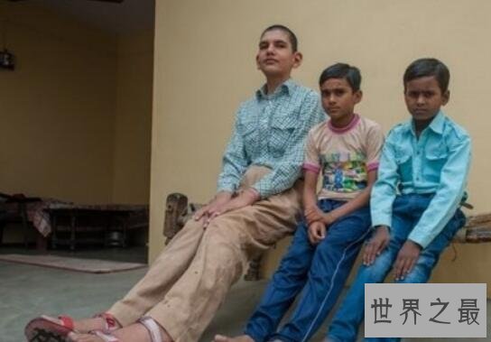 世界上最高的儿童,印度男孩卡兰·辛格(8岁2米)