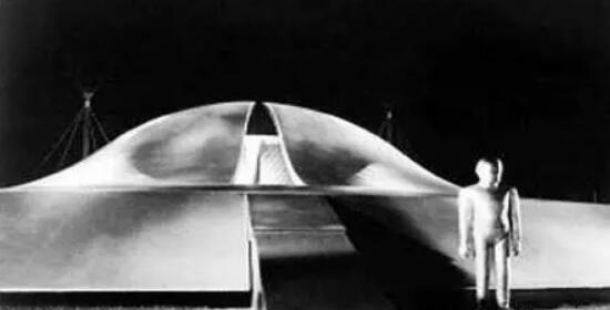 探秘索科洛镇外星人事件,美国警方竟目击外星人乘坐UFO降落 3