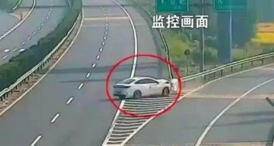 ​高速路口倒车扣12分怎么处理