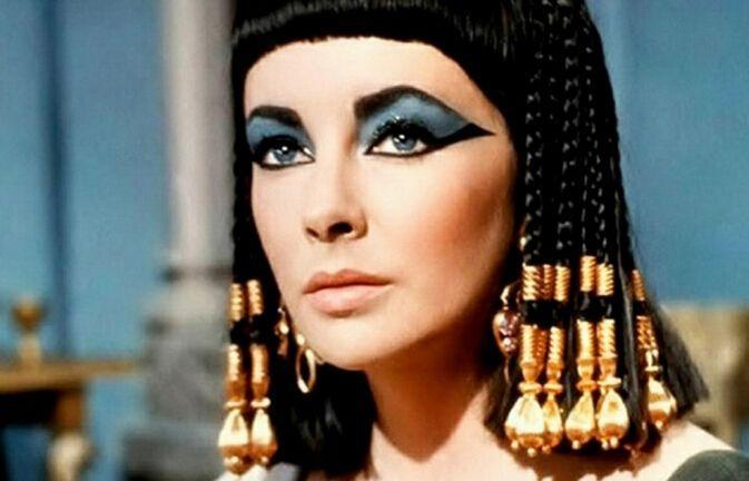 埃及艳后的石像被发现,专家经过研究,最终破解了一个历史谜团