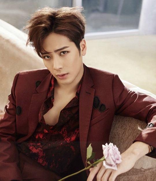 何炅捧红的艺人: 刘宪华李易峰王嘉尔在榜, 谢娜马丽也在