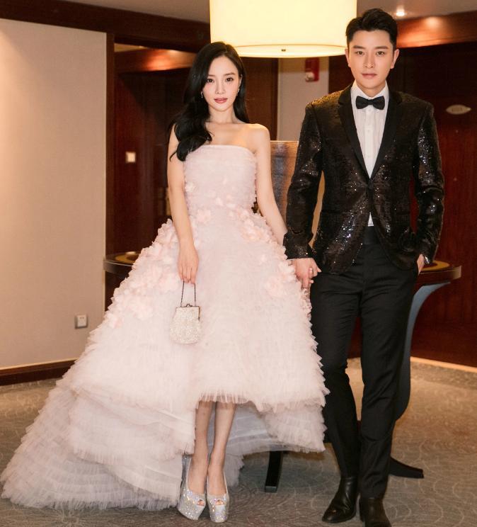 李小璐家世曝光惹争议,背景靠山太强大!网友:原来她这么低调?