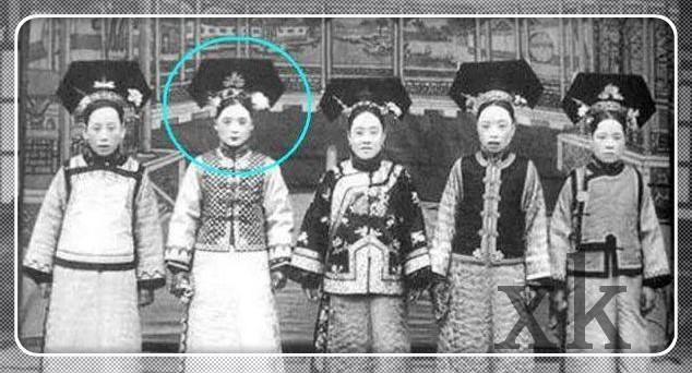 她就是历史上的紫薇,乾隆皇帝最宠爱的女儿,她的儿子却沦为笑柄