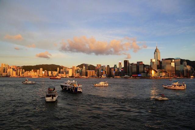 中国最繁华三座城市,北京上海没有上榜,这座西部小城却排名第三