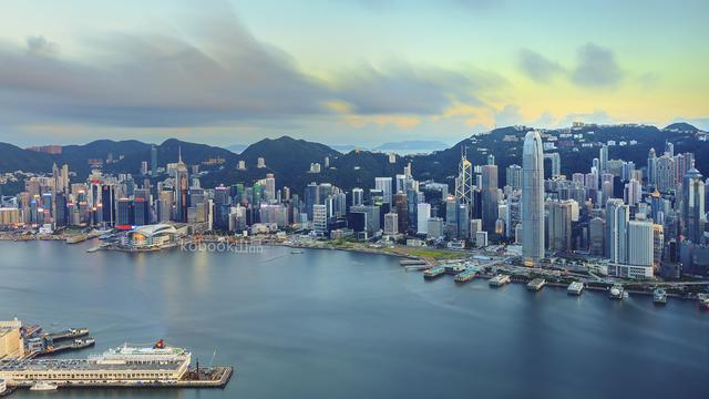 中国最繁华三座城市,北京上海没有上榜,这座西部小城却排名第三