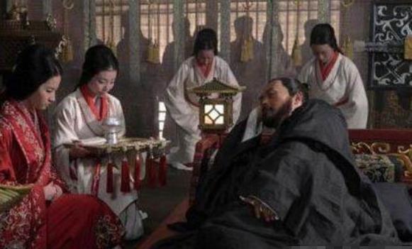 “死因”最奇葩的3位皇帝,第一还能接受,第三竟死于女子的产物