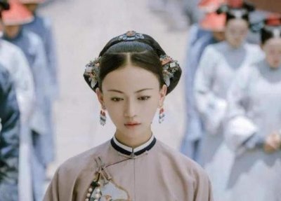 ​她本来只是个通房丫头,却成了皇帝红颜知己,受尽恩宠!