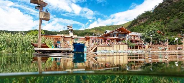 最近超级火爆的民宿综艺,那些民宿都在哪里?