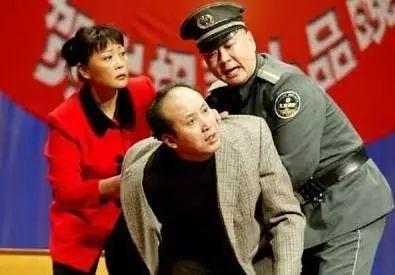 杨蕾:曾是中国最红女笑星,老公却和闺蜜好上,神秘失踪10年……