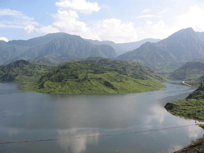 我国被忽略的山,影视剧中常出现,被称世界最高、最大的“桌山