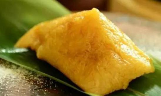 包粽子有什么技巧,什么时候放碱,一斤糯米放多少碱,这样最香