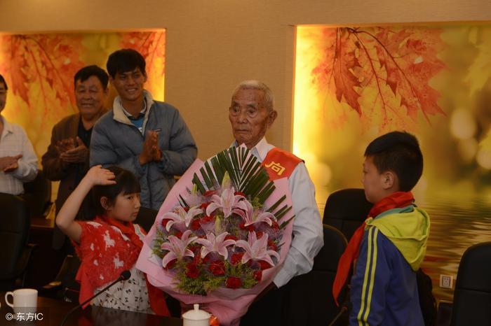 终生不入缅甸籍的最后一位中国远征军,最大愿望就是全家回国扎根