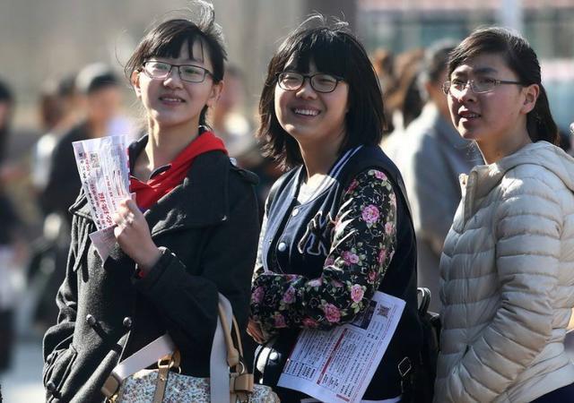 文科“最赚钱”的6个专业,毕业后薪资高,前景好,但报考人数少