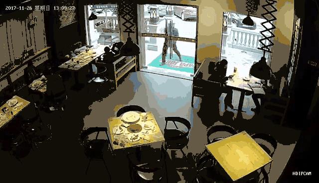 搞笑:厉害了!外卖小哥被称为中国最神秘的组织?