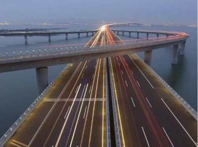 ​我国最悲壮大桥，所有火车经过都会鸣笛30秒，只为致敬这位英雄