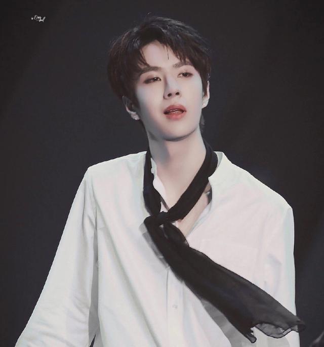 王一博撞脸发际线小吴?粉丝怒怼:这是我听过的最不要脸的话