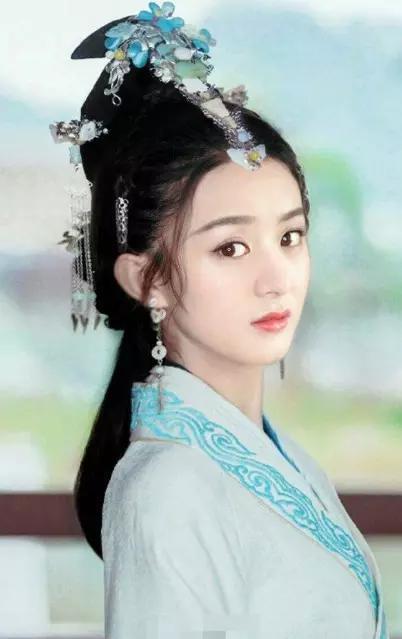 赵丽颖即将出演《法医狂妃》,合作小奶狗吴磊,吻戏成为最大障碍