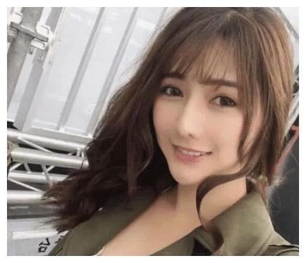 最美“卖鱼西施”火了,杀鱼动作娴熟,网友:颜值与实力并存