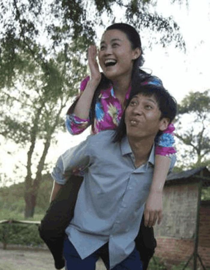 赵本山最美女徒弟关婷娜, 老公被扒出, 网友: 丑到想吐!!