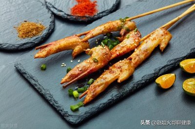 ​都说鸡翅尖有毒，别吃！其实，鸡身上有“毒”的地方在这儿