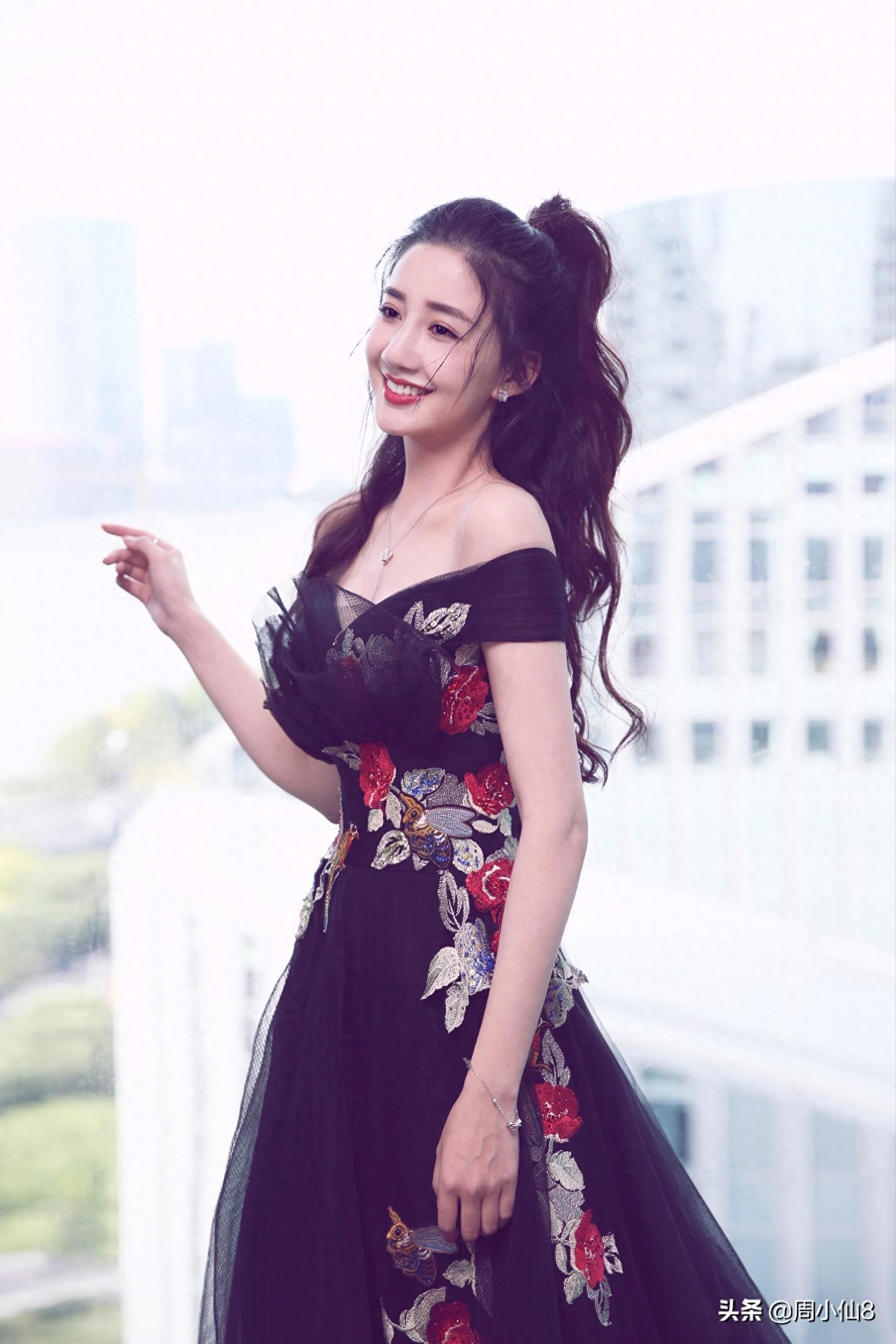 明星陈欣予，娱乐圈女演员，被誉为“胶原蛋白女神”