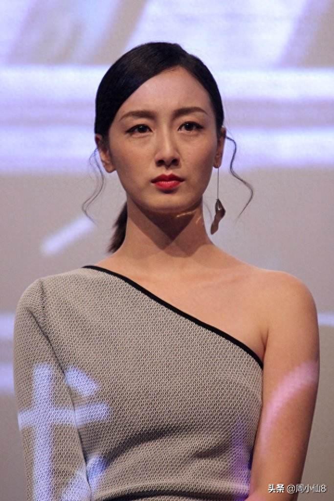 明星叶青，娱乐圈影视演员，是具有潜力的新生代女星