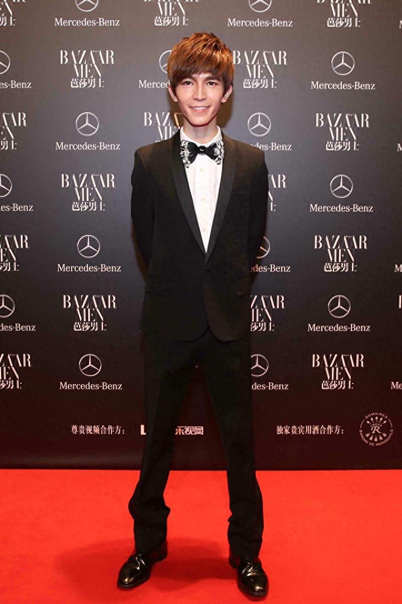 盘点：娱乐圈不为人知缺陷的六大明星，她竟有11个脚趾