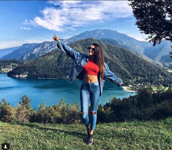 意大利篮球女神，在球场上惊艳，脱下球衣，不输娱乐圈明星！