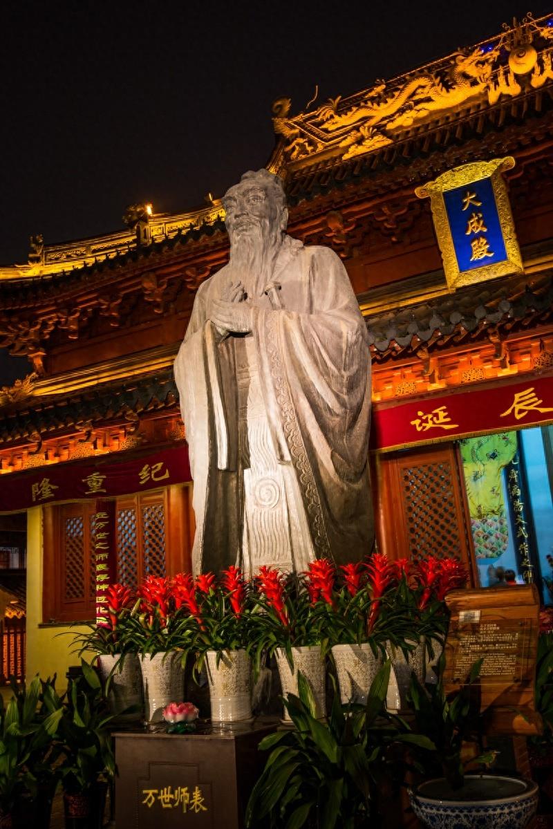 南京夫子庙,中国最大的传统古街市,著名国家AAAAA级旅游景区