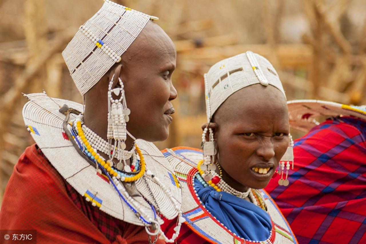 世界上最神秘的马赛人,喝牛血吃牛肉住牛粪房屋,实行一夫多妻制