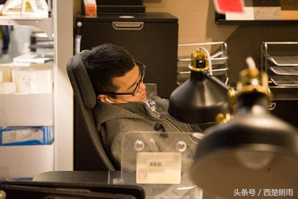 过年是个体力活?众人直呼“又累又困”!