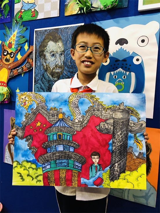 70周年华诞,共绘祖国繁荣;少儿创意美术图集《我爱我的祖国》