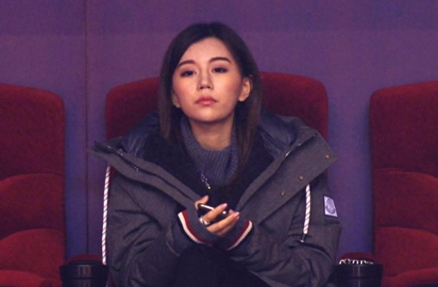 丁彦雨航爱情事业双丰收，他的女友才是如今真正的CBA一姐