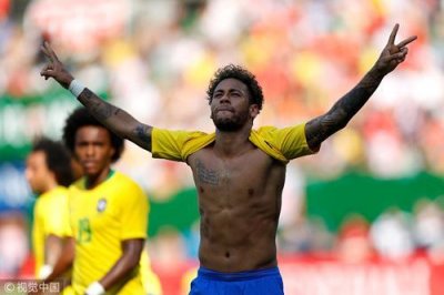 热身赛:巴西3-0奥地利 内马尔追平独狼纪录