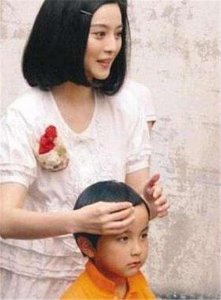 ​范冰冰与洪金宝？终究还是真相大白