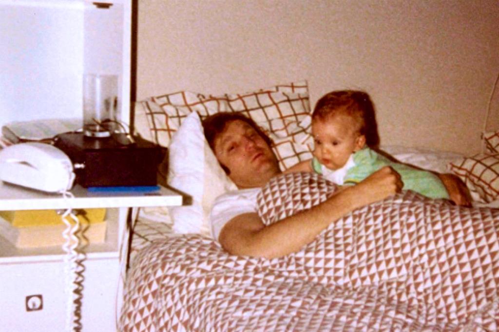 老照片：特朗普总统青年时期生活照