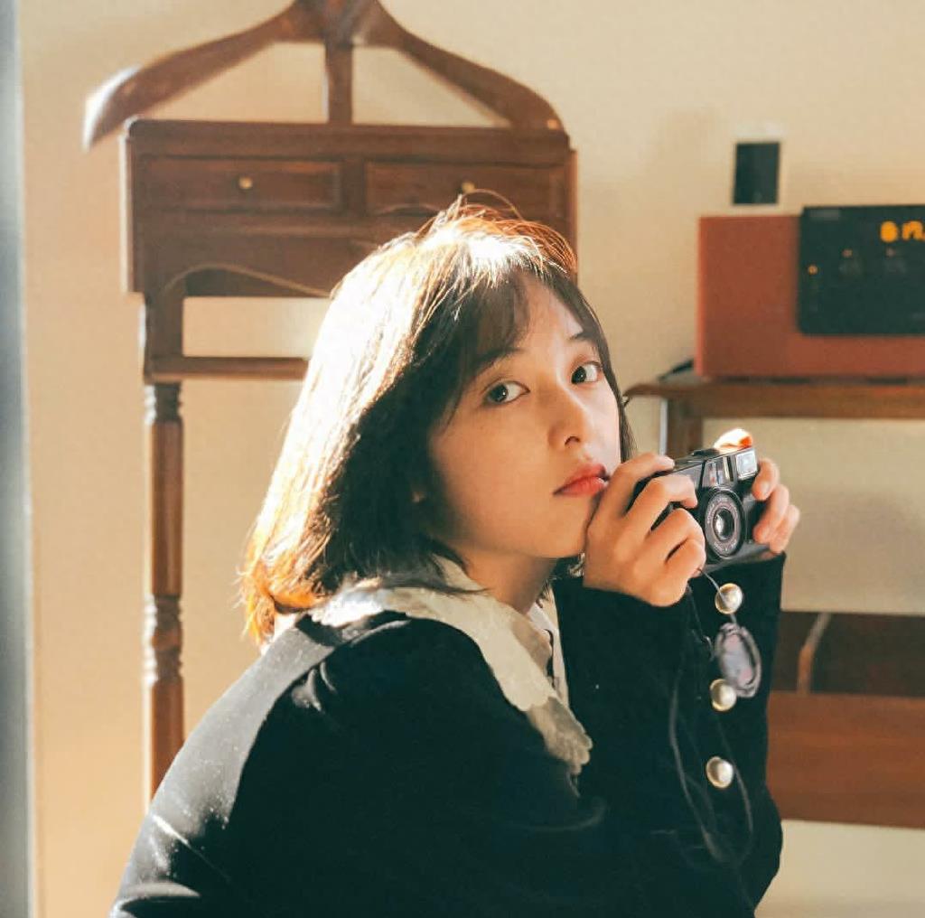 《天空之城》金慧娜饰演者金宝罗,现实真的俏皮又可爱