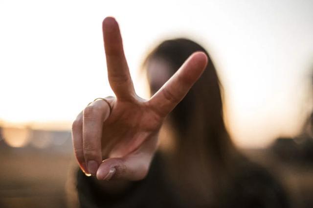 复旦女神陈果:真正的自由,就是找到自己生命的节奏