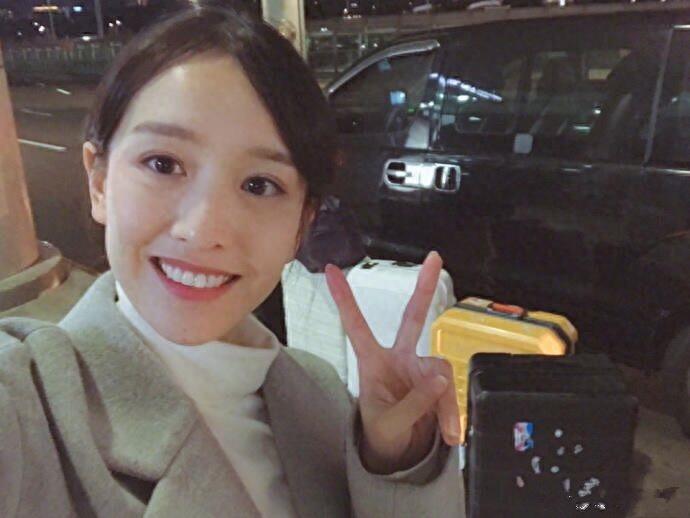 校花女神晁然,毕业于中国传媒大学,《最好的我们》中演洛枳学姐