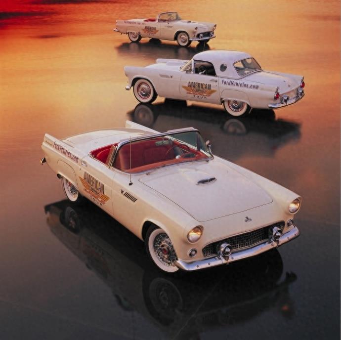 福特雷鸟,1957年雷鸟是最具魅力的雷鸟汽车